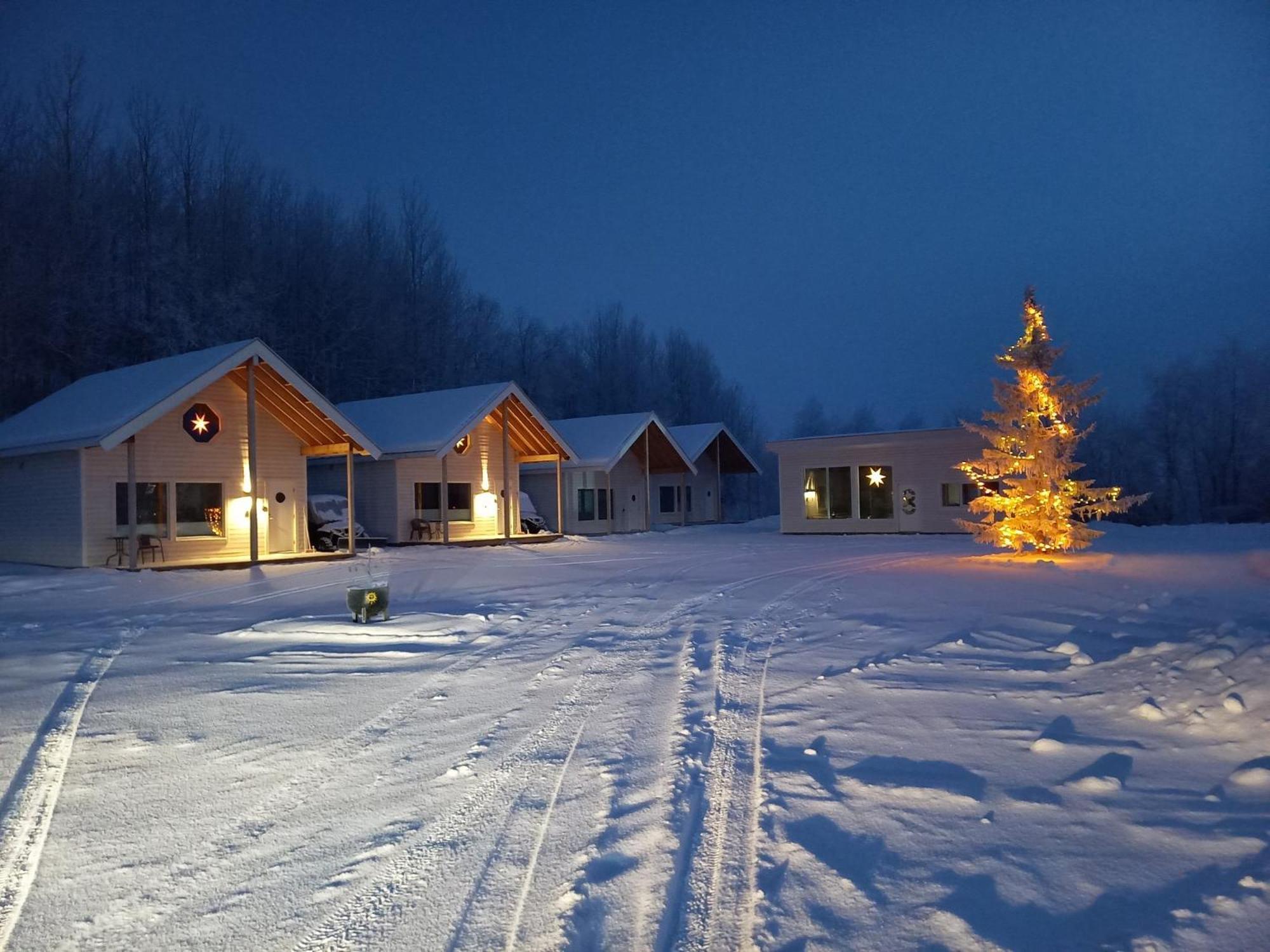 Atte Arstider Lodge Neiden Bagian luar foto